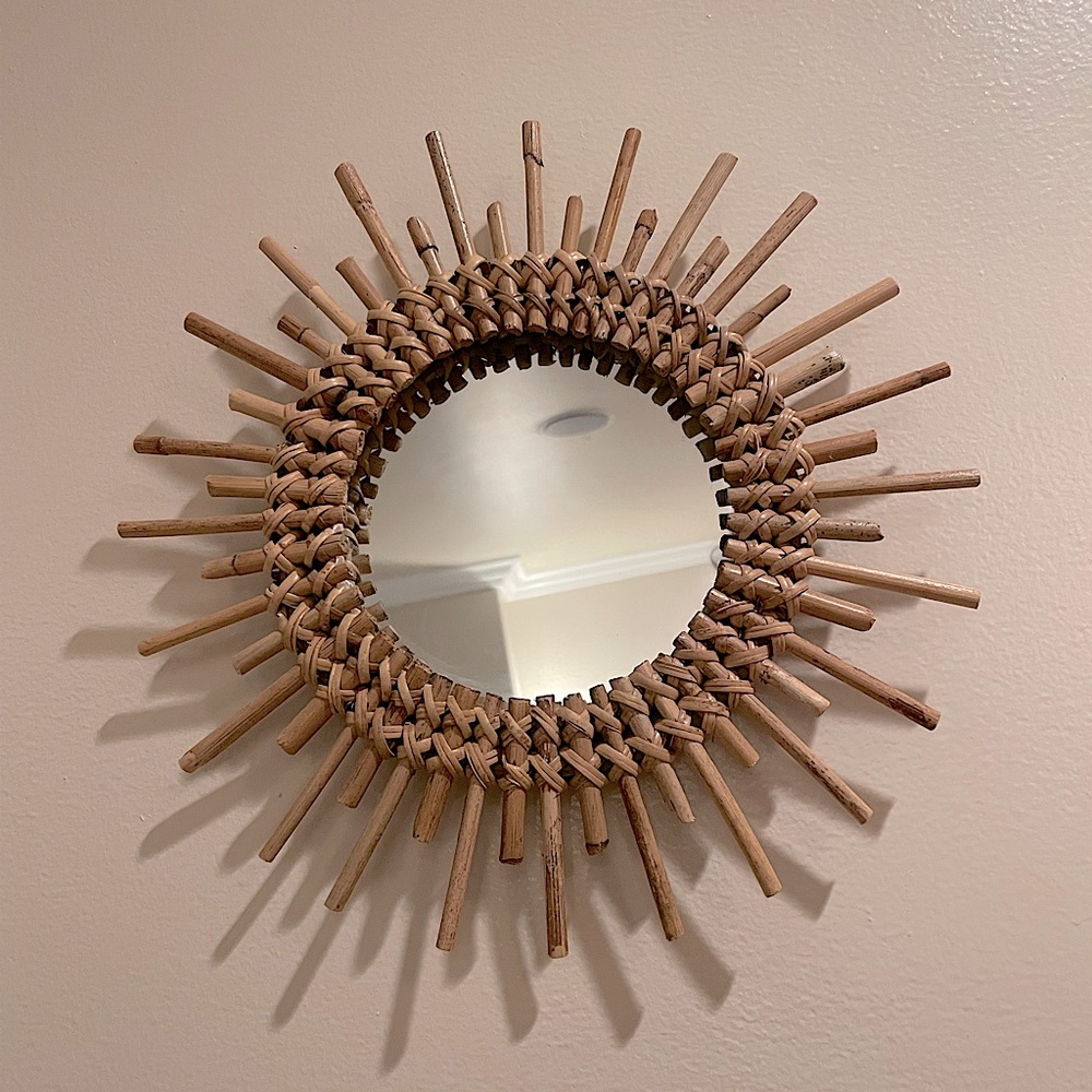urban outfitters mirror